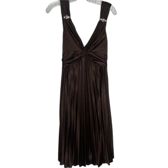 Xscape by Joanna Chen Brown Pleated Sleeveless Cocktail Formal Embellished 14 - Picture 1 of 12